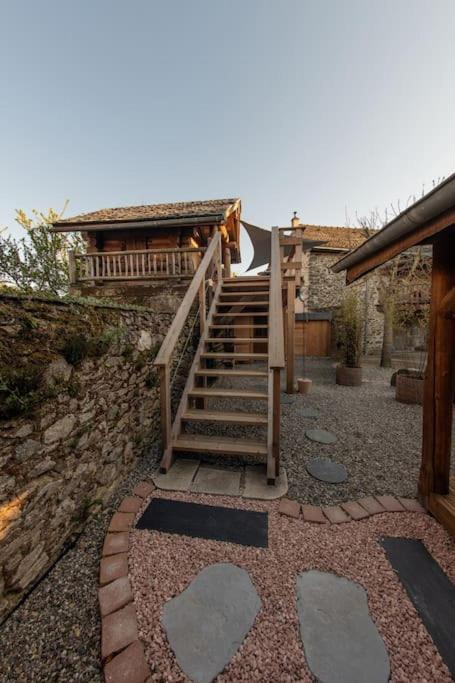 La Cabane Des Colibris Rieupeyroux  Екстер'єр фото