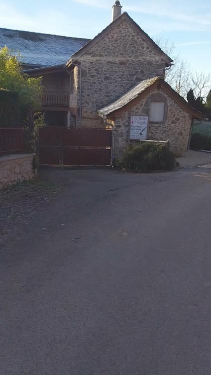 La Cabane Des Colibris Rieupeyroux  Екстер'єр фото